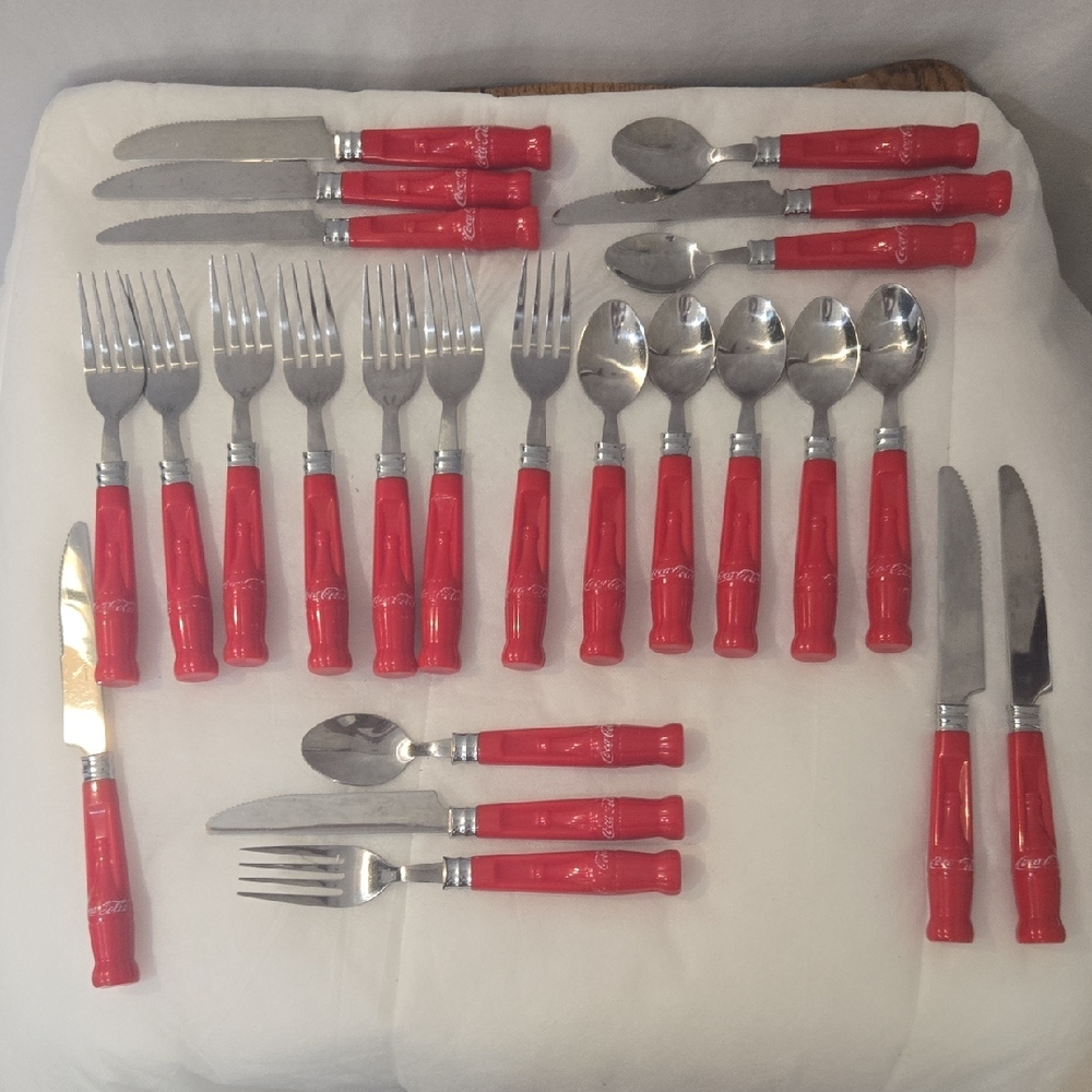 Coca Cola Red Handle Cutlery Set Gibson Brand 8 Piece Setting Silverware